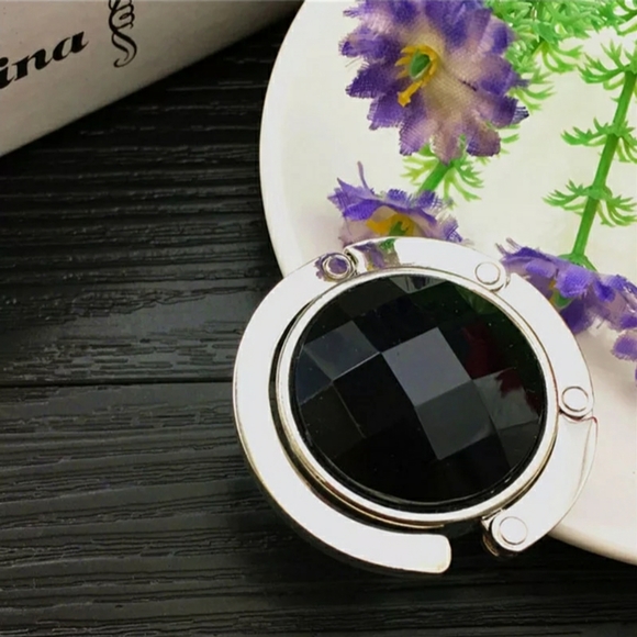 [3/20] Foldable Purse Hook 👜🛍 - Picture 3 of 8